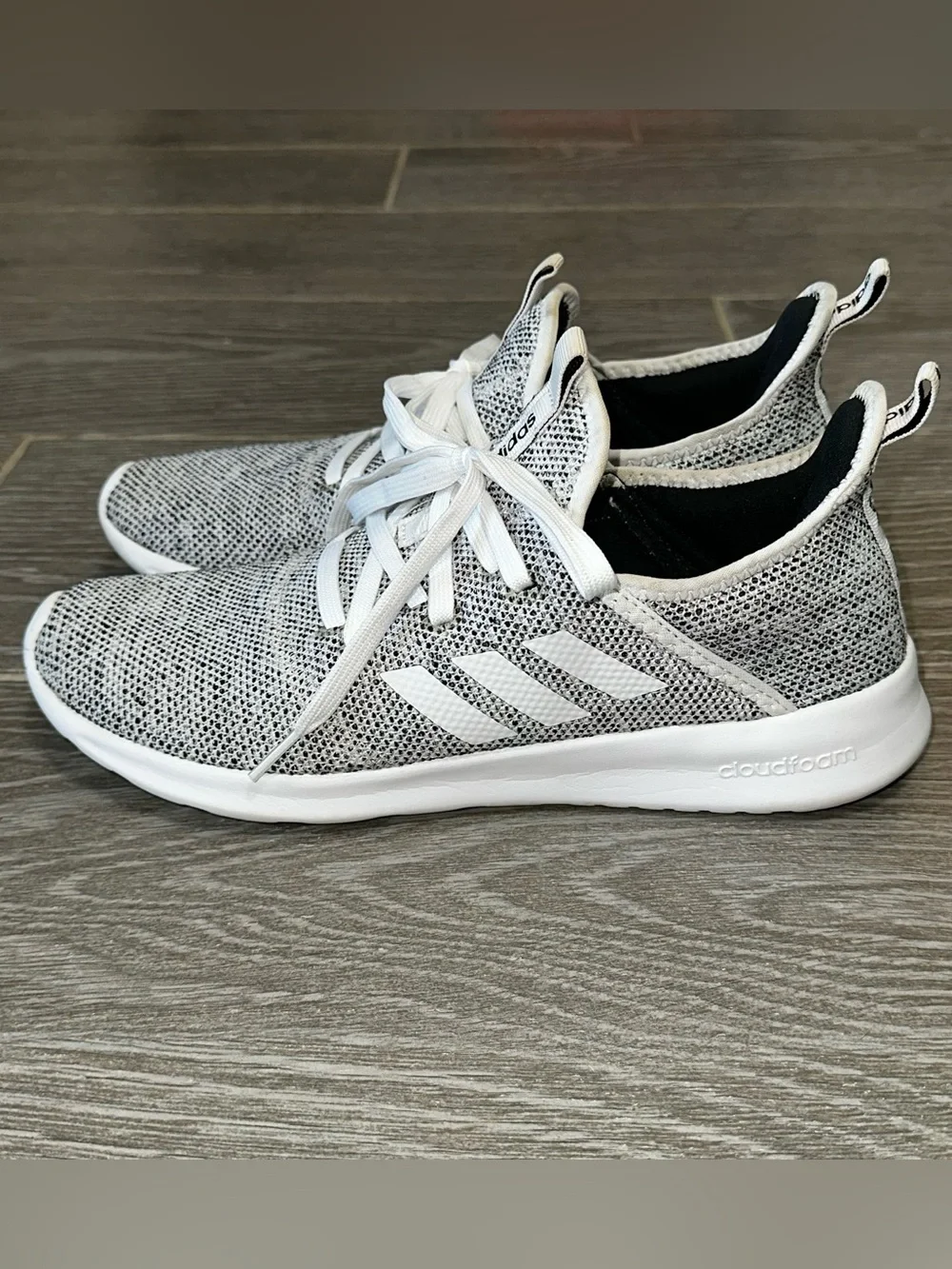 adidas Cloudfoam Pure Women’s 9.5 Shoes White Black Running Casual Sneakers